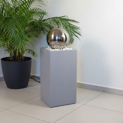 Kugelbrunnen River Grey